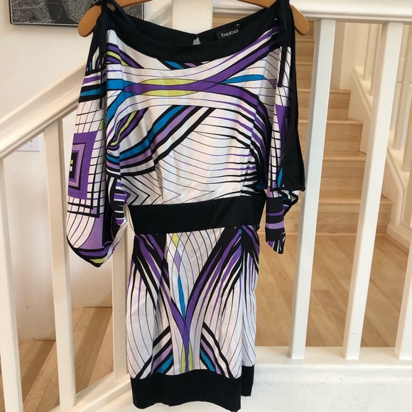 bebe Dresses & Skirts - Bebe silk kimono sleeve open back cold shoulder